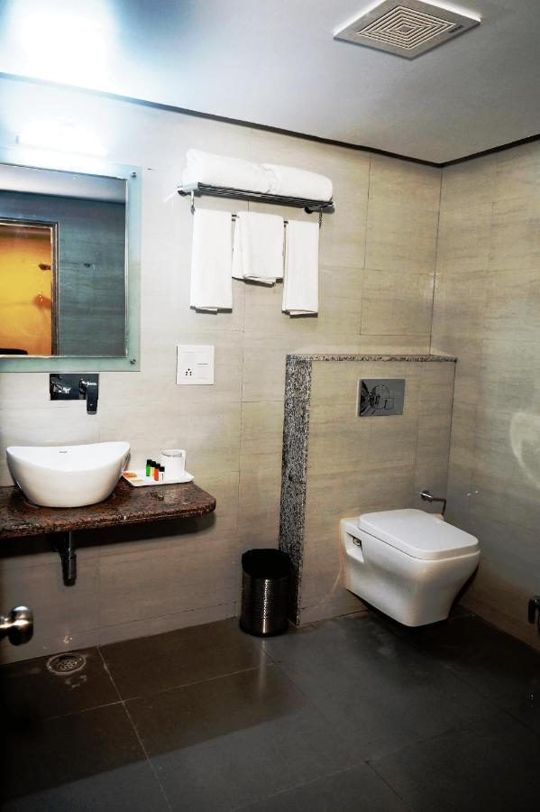 Hotel Shivoy Grand バラナシ エクステリア 写真