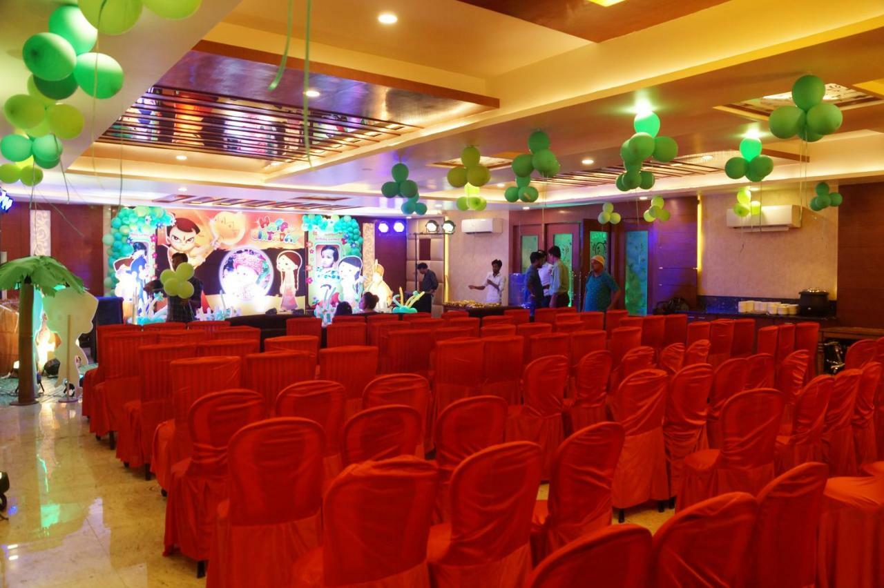 Hotel Shivoy Grand バラナシ エクステリア 写真